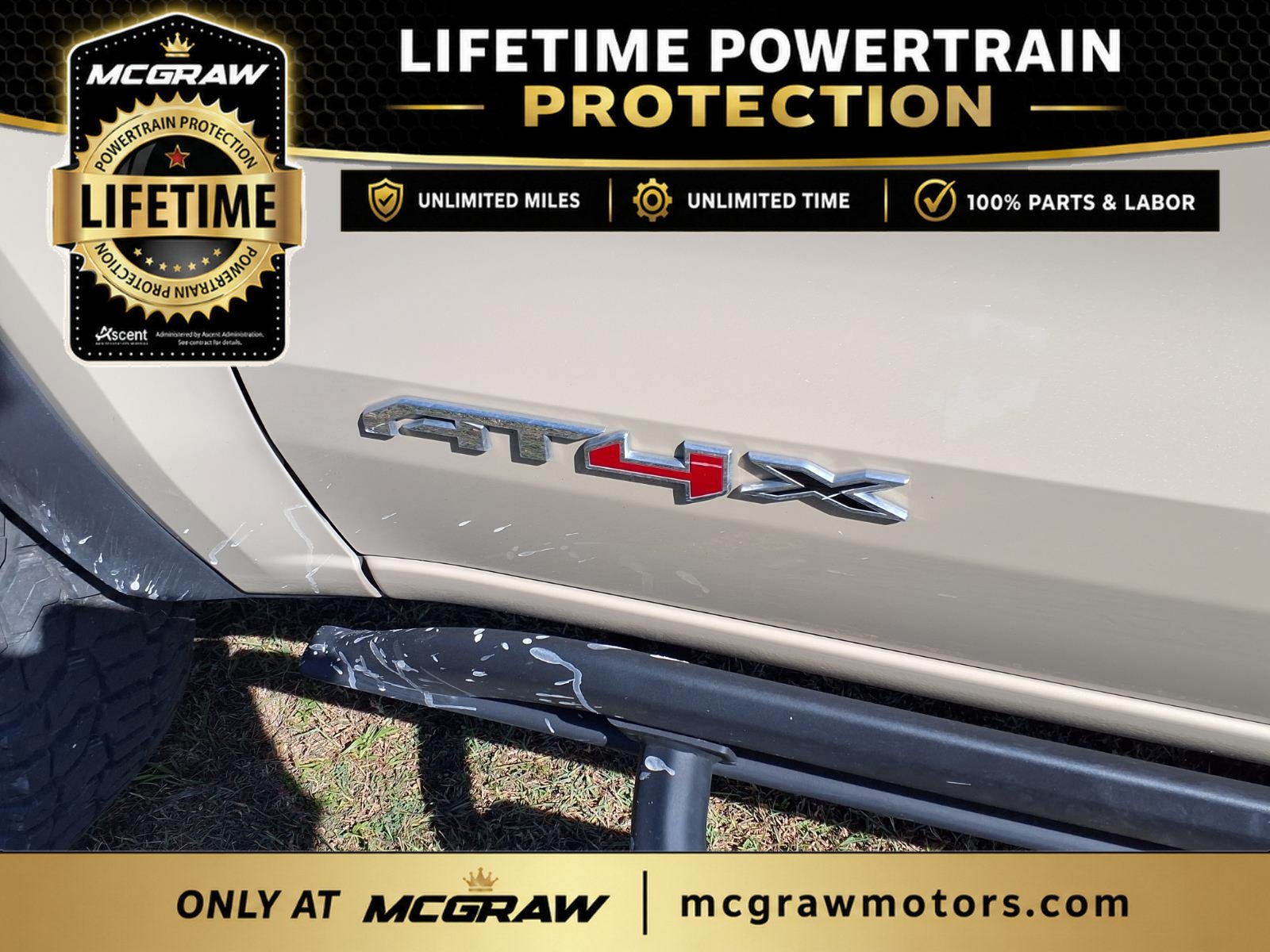 Used 2024 GMC Canyon AT4X AWD/4WD image 10
