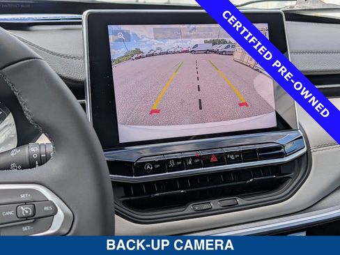 Used 2026 Jeep Compass Limited image 29