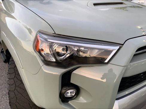 Used 2023 Toyota 4Runner TRD Off-Road Premium w/ Moonroof Package AWD/4WD image 26