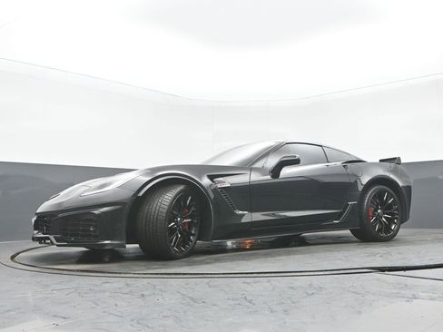 Used 2016 Chevrolet Corvette Z06 w/ 2LZ Preferred Equipment Group image 29