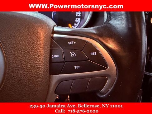 Used 2020 Jeep Grand Cherokee Limited image 30