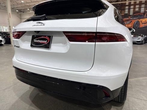 Used 2021 Jaguar F-PACE S image 39