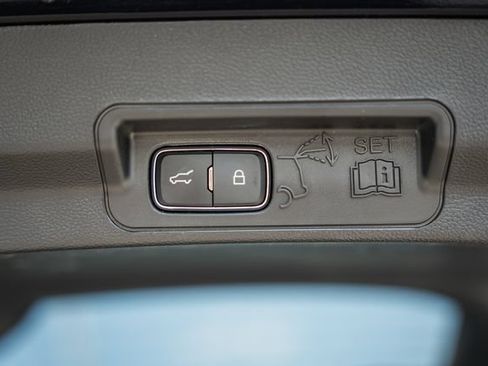 Used 2026 Ford Explorer ST-Line AWD/4WD image 14