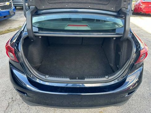 Used 2016 MAZDA MAZDA3 i Sport w/ Preferred Equipment Package FWD image 23