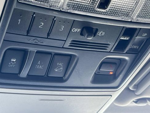 Used 2020 Toyota 4Runner Nightshade image 41