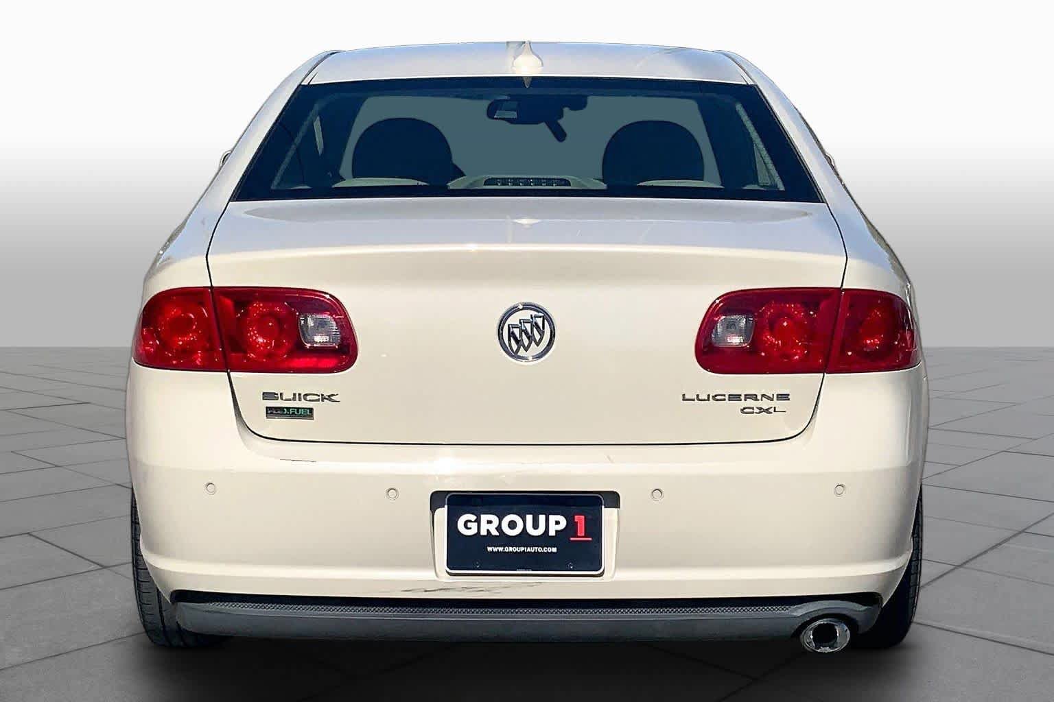 Used 2010 Buick Lucerne CXL FWD image 5