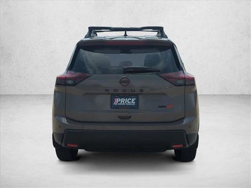 Used 2026 Nissan Rogue SV image 7