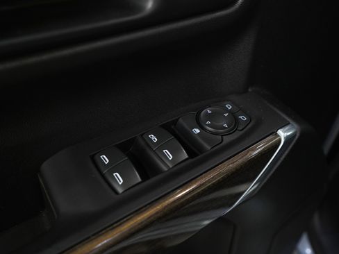 Used 2021 Chevrolet Silverado 1500 LT Trail Boss w/ Bed Protection Package AWD/4WD image 21