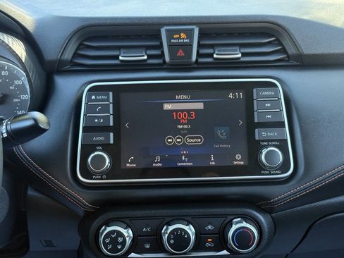 Used 2021 Nissan Versa SR image 17