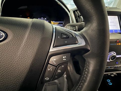 Used 2020 Ford Edge Titanium w/ Equipment Group 301A AWD/4WD image 29