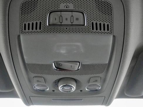 Used 2010 Audi A4 2.0T Premium AWD/4WD image 25