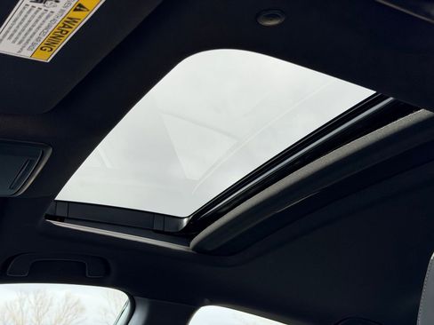 Used 2024 Honda Accord Sport image 17