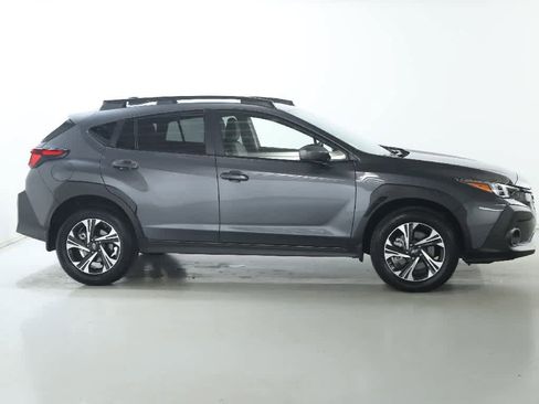 Used 2024 Subaru Crosstrek 2.0i Premium image 11
