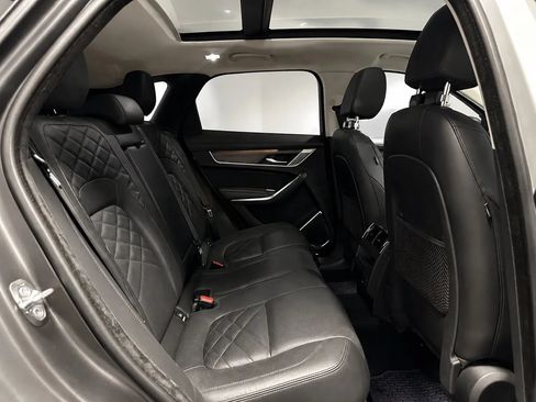 Used 2022 Jaguar F-PACE S AWD/4WD image 19
