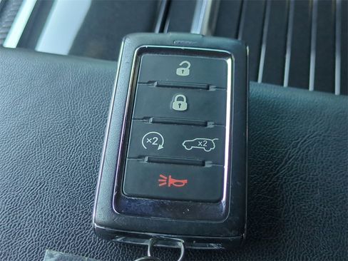 Used 2022 Jeep Wagoneer Series I w/ Premium Group I image 34