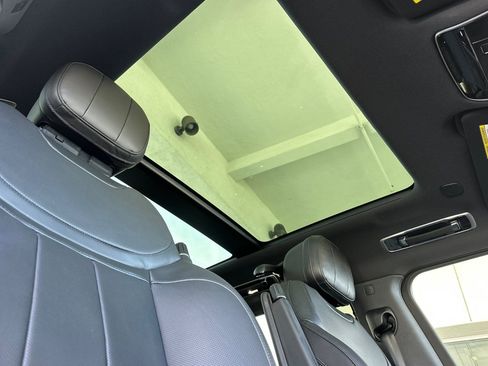 New 2026 Land Rover Range Rover Sport SE AWD/4WD image 17