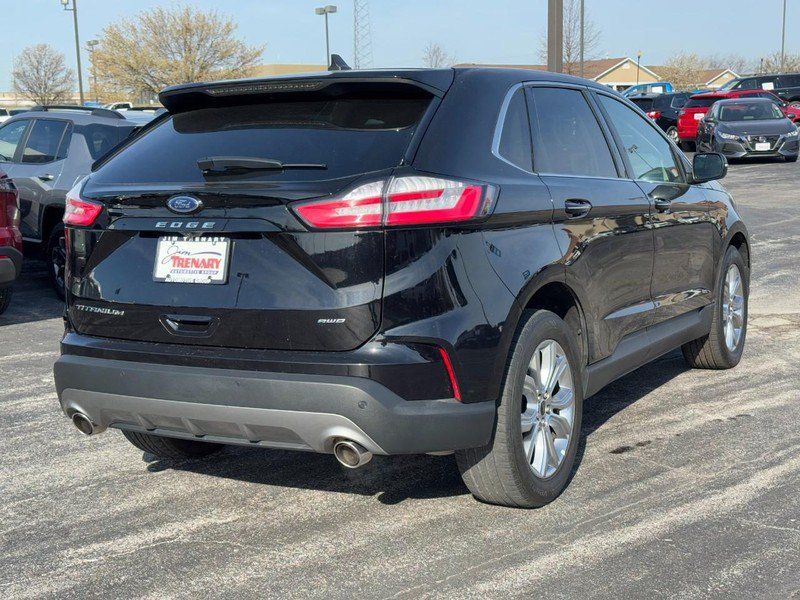Used 2024 Ford Edge Titanium AWD/4WD image 3