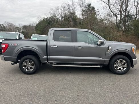 Used 2022 Ford F150 Lariat image 2