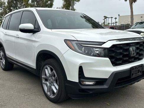 Used 2024 Honda Passport EX-L image 2