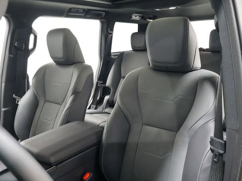 Used 2026 Lexus GX 550 w/ Accessory Package (2T) image 35