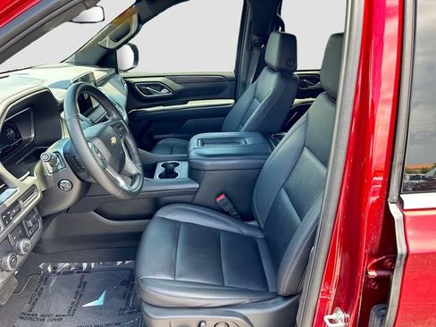 Used 2023 Chevrolet Tahoe LT w/ Luxury Package RWD image 19