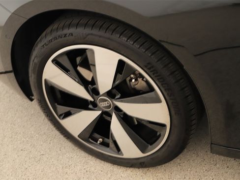 Certified 2025 Audi A5 2.0T Prestige w/ 19" Wheel Package image 32