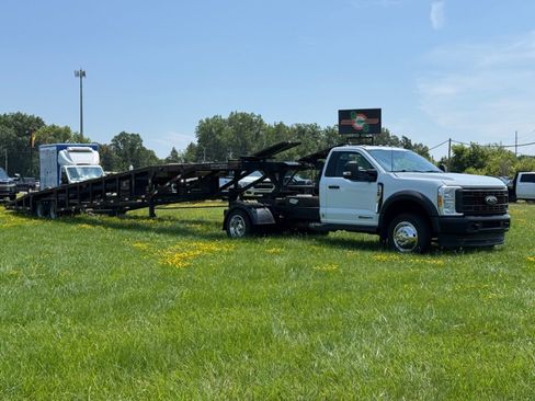 Used 2023 Ford F450 XL AWD/4WD image 2