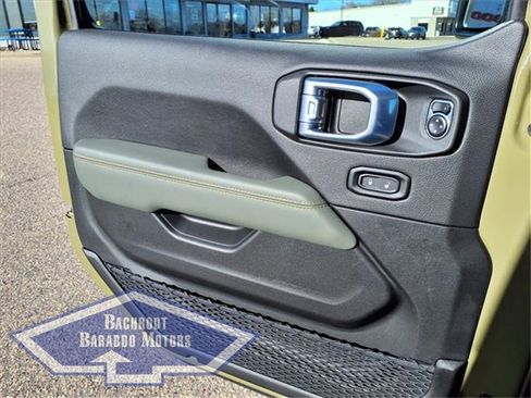 New 2026 Jeep Gladiator Mojave w/ Safety Group image 22