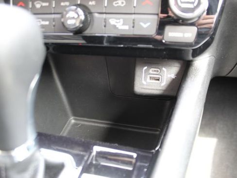 Used 2024 Jeep Compass Limited w/ Elite Group image 22