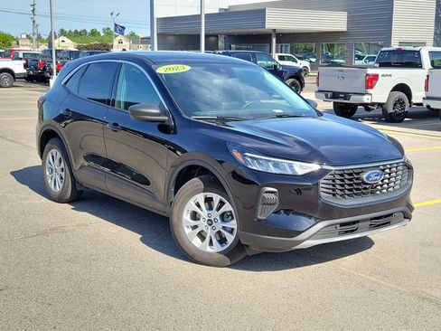 Certified 2023 Ford Escape Active AWD/4WD image 31