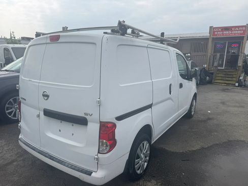 Used 2017 Nissan NV200 SV w/ Technology Package FWD image 12
