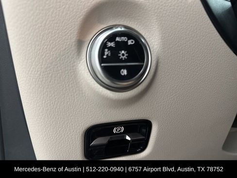 Certified 2025 Mercedes-Benz C 300 Sedan image 18