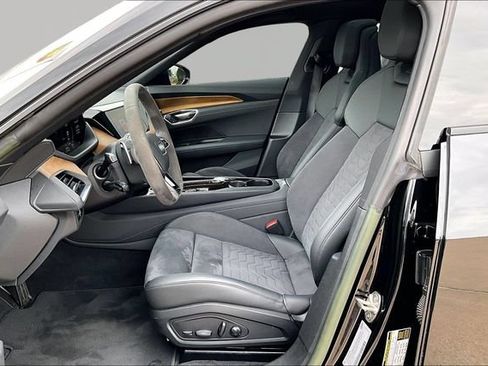 Used 2023 Audi e-tron GT Prestige w/ Prestige Package AWD/4WD image 26
