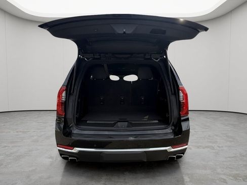 Used 2025 GMC Yukon Denali AWD/4WD image 29