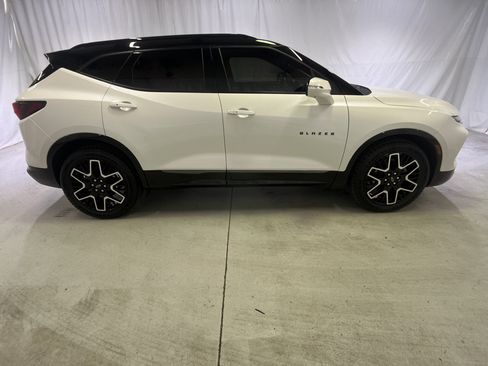 Certified 2023 Chevrolet Blazer RS w/ Driver Confidence II Package AWD/4WD image 12