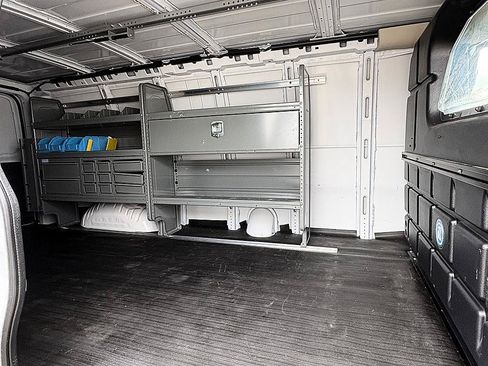Used 2025 Chevrolet Express 2500 Extended RWD image 11