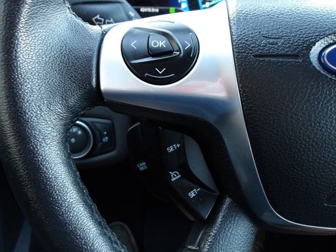 Used 2017 Ford C-MAX SE image 18