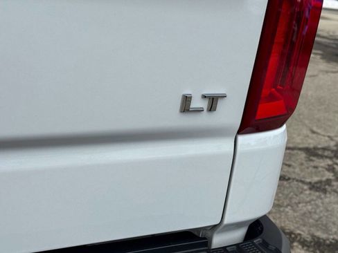 Used 2023 Chevrolet Silverado 1500 LT Trail Boss w/ Convenience Package II image 19