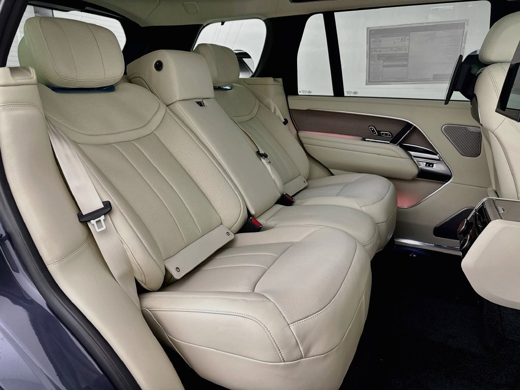 New 2027 Land Rover Range Rover Long Wheelbase Autobiography AWD/4WD image 29