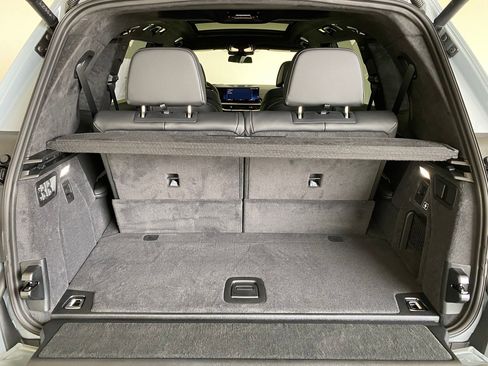 New 2026 BMW X7 M60i image 31