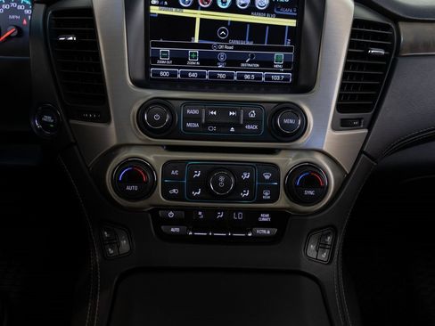 Used 2019 GMC Yukon Denali w/ Denali Ultimate Package image 39