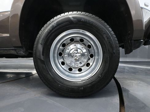 Used 2024 RAM 3500 Limited w/ Safety Group image 16