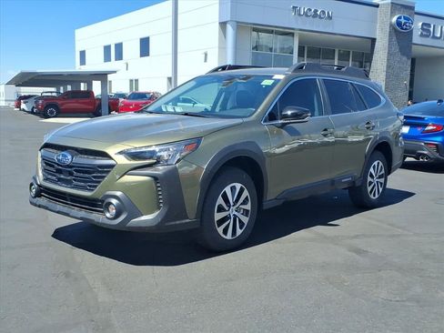 Used 2025 Subaru Outback Premium w/ Popular Package #1A image 8