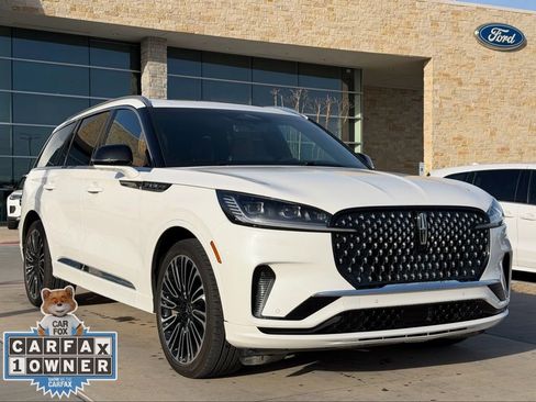 Used 2025 Lincoln Aviator Black Label image 17