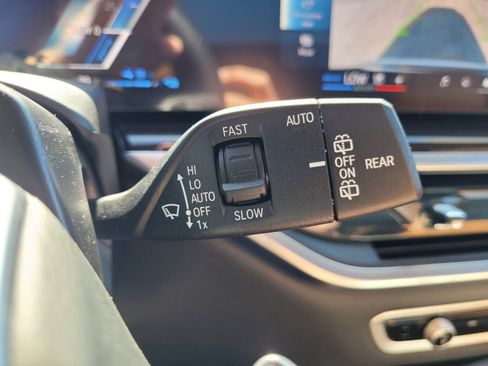 New 2026 BMW X5 xDrive50e w/ Executive Package image 29