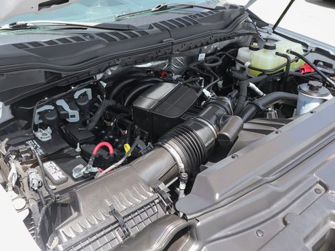 Used 2022 Ford F350 XL w/ Power Equipment Group image 12