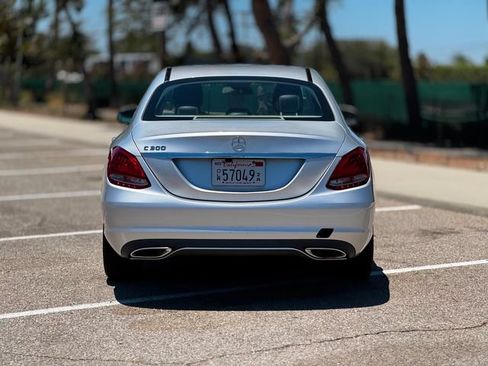 Used 2017 Mercedes-Benz C 300 Sedan image 9