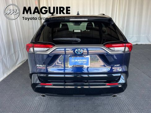 Used 2024 Toyota RAV4 XSE w/ Weather Package AWD/4WD image 31