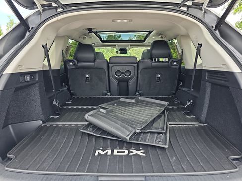 Certified 2026 Acura MDX FWD w/ Technology Package image 12