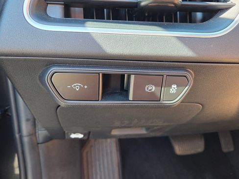 Used 2025 Kia K4 FWD image 28